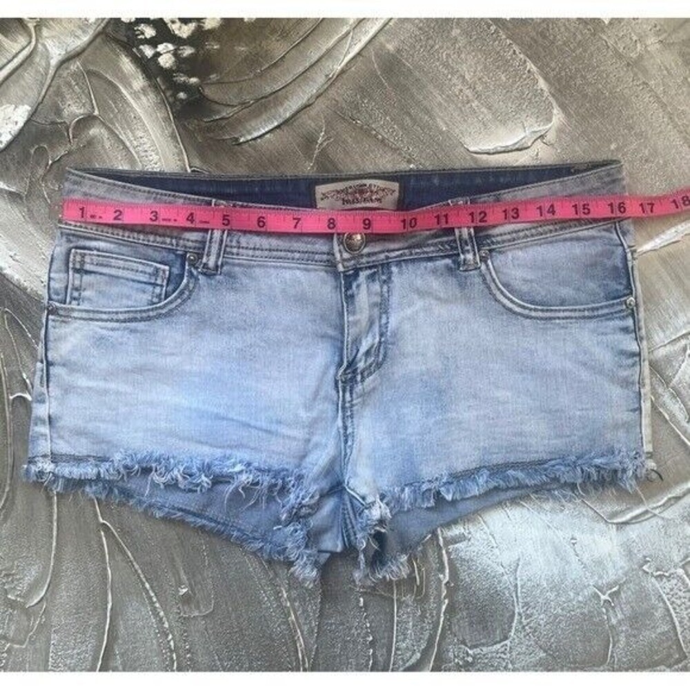Light Blue Wash Iris Jeans Cut Off Stretch Denim Short Shorts  Distressed Size 9 - Picture 5 of 16